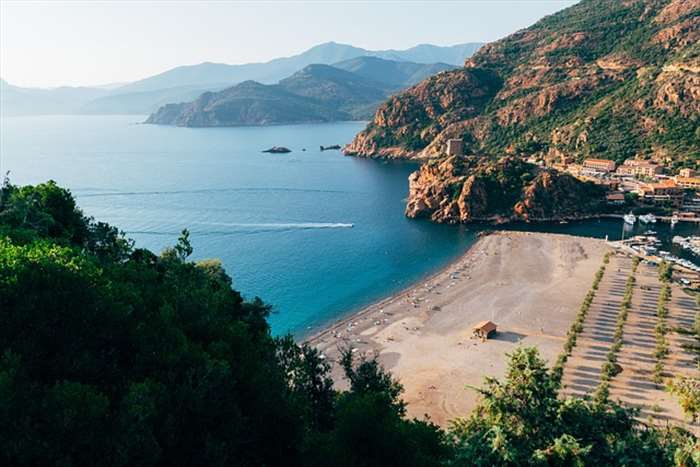 Pourquoi choisir le village d’Erbalunga pour ses vacances ?